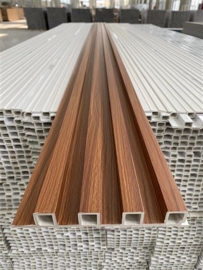 Розкішна сучасна штучна дерев'яна стінова панель WPC для домашнього декору